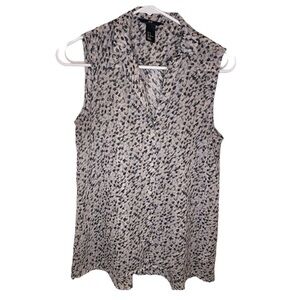 H&M Black and Gray Abstract sleeveless v-neck blouse